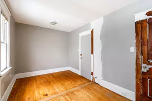 719 E Chambers St, Milwaukee, WI 53212 - Photo 14