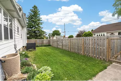 1935 E Howard Ave, Saint Francis, WI 53235 - Photo 36