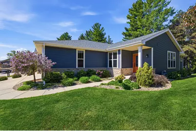 901  Whispering Pines Cir, Lake Mills, WI 53551 - Photo 6