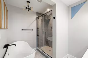 1809 N Commerce St, Milwaukee, WI 53212 - Photo 18