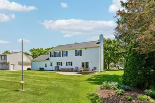 W68N347 Palmetto Ave, Cedarburg, WI 53012 - Photo 30