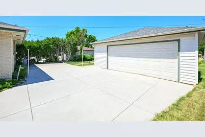 2508 W Halsey Ave, Milwaukee, WI 53221 - Photo 30
