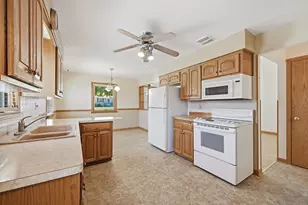2508 W Halsey Ave, Milwaukee, WI 53221 - Photo 2
