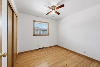 2508 W Halsey Ave, Milwaukee, WI 53221 - Photo 20