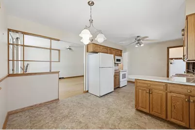 2508 W Halsey Ave, Milwaukee, WI 53221 - Photo 8