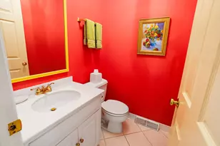 10240 N Westport Cir, Mequon, WI 53092 - Photo 16