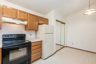 1825 E Racine Ave, Waukesha, WI 53186 - Photo 6