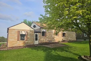 106 West Ct, Saint Nazianz, WI 54232 - Photo 14