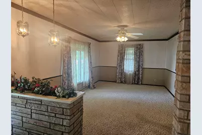106  West Ct, Saint Nazianz, WI 54232 - Photo 4