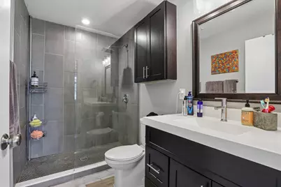1159 E Kane Pl #1159A, Milwaukee, WI 53202 - Photo 18