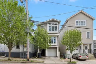 1159 E Kane Pl, Milwaukee, WI 53202 - Photo 2