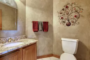 W284N4919 Roosevelts Quay, Merton, WI 53072 - Photo 14