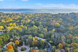125 W Glenview Ct, Mequon, WI 53092 - Photo 38