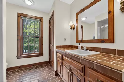 125 W Glenview Ct, Mequon, WI 53092 - Photo 24
