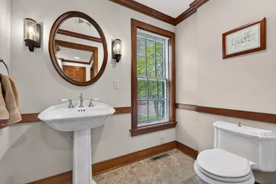 125 W Glenview Ct, Mequon, WI 53092 - Photo 18