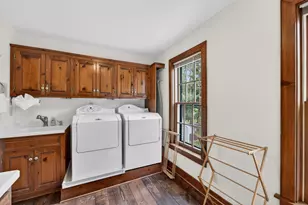 125 W Glenview Ct, Mequon, WI 53092 - Photo 28