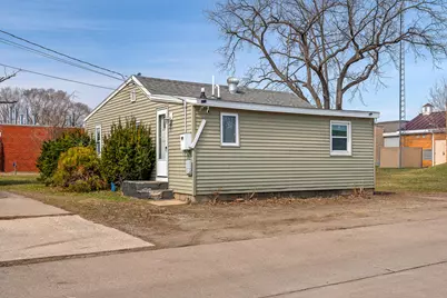 2038  Avon St, La Crosse, WI 54603 - Photo 12
