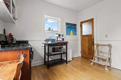 2312 E Linnwood Ave, Milwaukee, WI 53211 - Photo 16