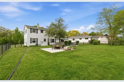 5922  Sycamore St, Greendale, WI 53129 - Photo 32