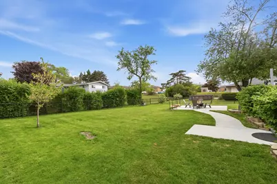 5922  Sycamore St, Greendale, WI 53129 - Photo 30