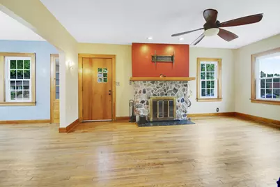 120 S Jackson St, Elkhorn, WI 53121 - Photo 10