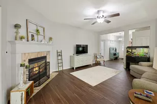 N52W35321 Lighthouse Ln, Oconomowoc, WI 53066 - Photo 6