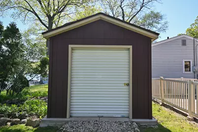 29221  Elm Island Dr, Racine, WI 53185 - Photo 38