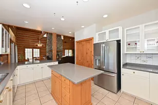 29221 Elm Island Dr, Racine, WI 53185 - Photo 12