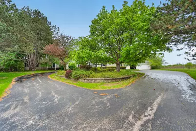 8675 N Range Line Rd, River Hills, WI 53217 - Photo 10