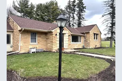 N48W15032 W Lisbon Rd, Menomonee Falls, WI 53051 - Photo 2