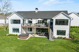 W4464 Lakeview Gln Dr, Lake Geneva, WI 53147 - Photo 18
