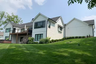 W4464 Lakeview Gln Dr, Lake Geneva, WI 53147 - Photo 4