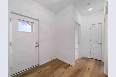 210  Linden Ln, Delavan, WI 53115 - Photo 10