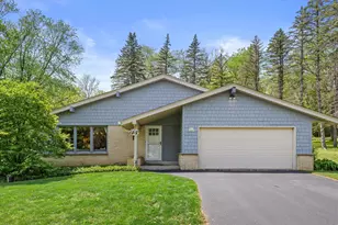W215N10367 Laurel Ct, Germantown, WI 53017 - Photo 1