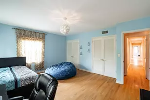 229 Indian Creek Ct, Fox Point, WI 53217 - Photo 52