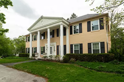229  Indian Creek Ct, Fox Point, WI 53217 - Photo 2