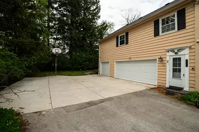 229  Indian Creek Ct, Fox Point, WI 53217 - Photo 60