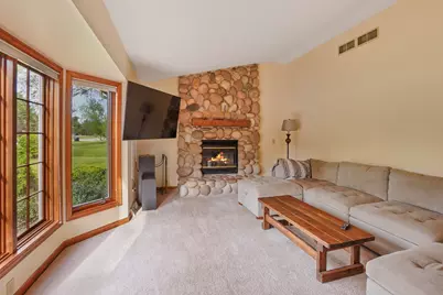 S92W35305  Barbary Ct, Eagle, WI 53119 - Photo 6