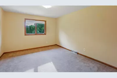 S92W35305  Barbary Ct, Eagle, WI 53119 - Photo 14
