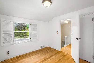 6221 N Lake Dr, Whitefish Bay, WI 53217 - Photo 22