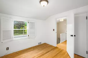 6221 N Lake Dr, Whitefish Bay, WI 53217 - Photo 22