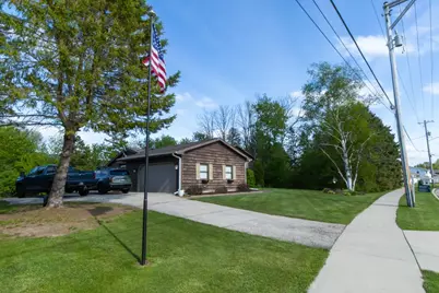 3425 N 8th St, Sheboygan, WI 53083 - Photo 28