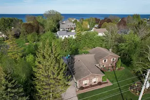 3425 N 8th St, Sheboygan, WI 53083 - Photo 32