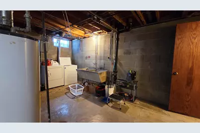 7408 W Carmen Ave, Milwaukee, WI 53218 - Photo 28