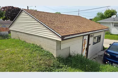 7408 W Carmen Ave, Milwaukee, WI 53218 - Photo 32
