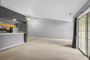 9322 W Loomis Rd, Franklin, WI 53132 - Photo 8