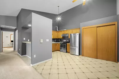 9322 W Loomis Rd #5, Franklin, WI 53132 - Photo 2