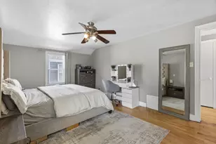 2476 S 75th St, West Allis, WI 53219 - Photo 12