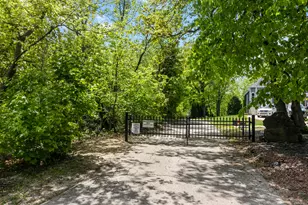 7239 Sherry Ln, Racine, WI 53185 - Photo 40