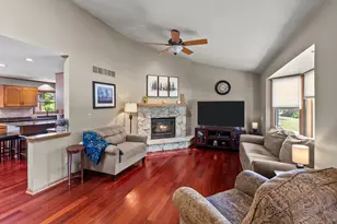 7239 Sherry Ln, Racine, WI 53185 - Photo 6